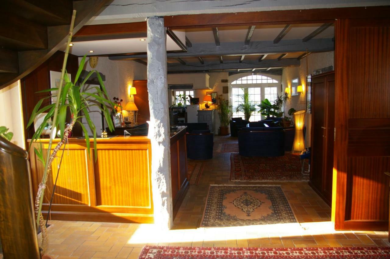 Domaine Les Grandes Roches Bed and Breakfast Trégunc Exterior foto
